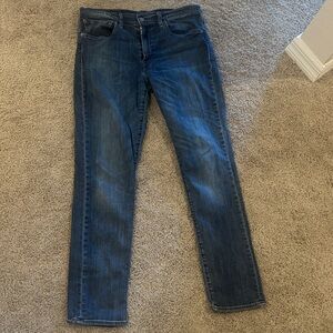 Levi's men’s Straight Leg Jeans in Dark Blue